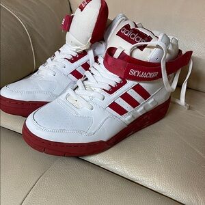 Adidas Mens Skyjack Lite Hi Sneakers - Red and White #073960